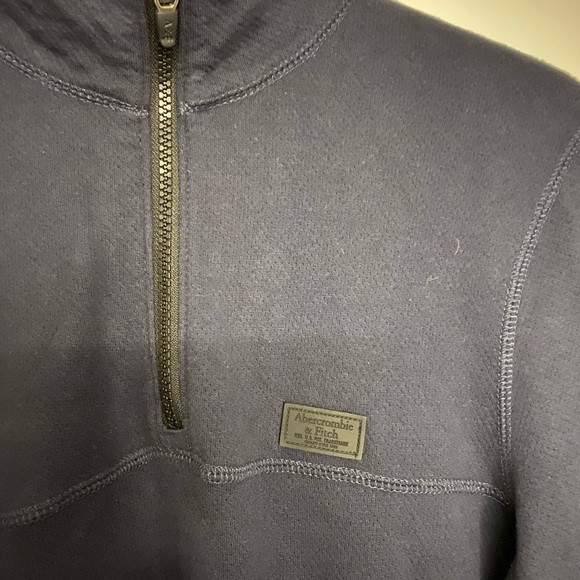 Abercrombie & Fitch 1/4 Zip Sweater, Navy, Small - Picture 6 of 7